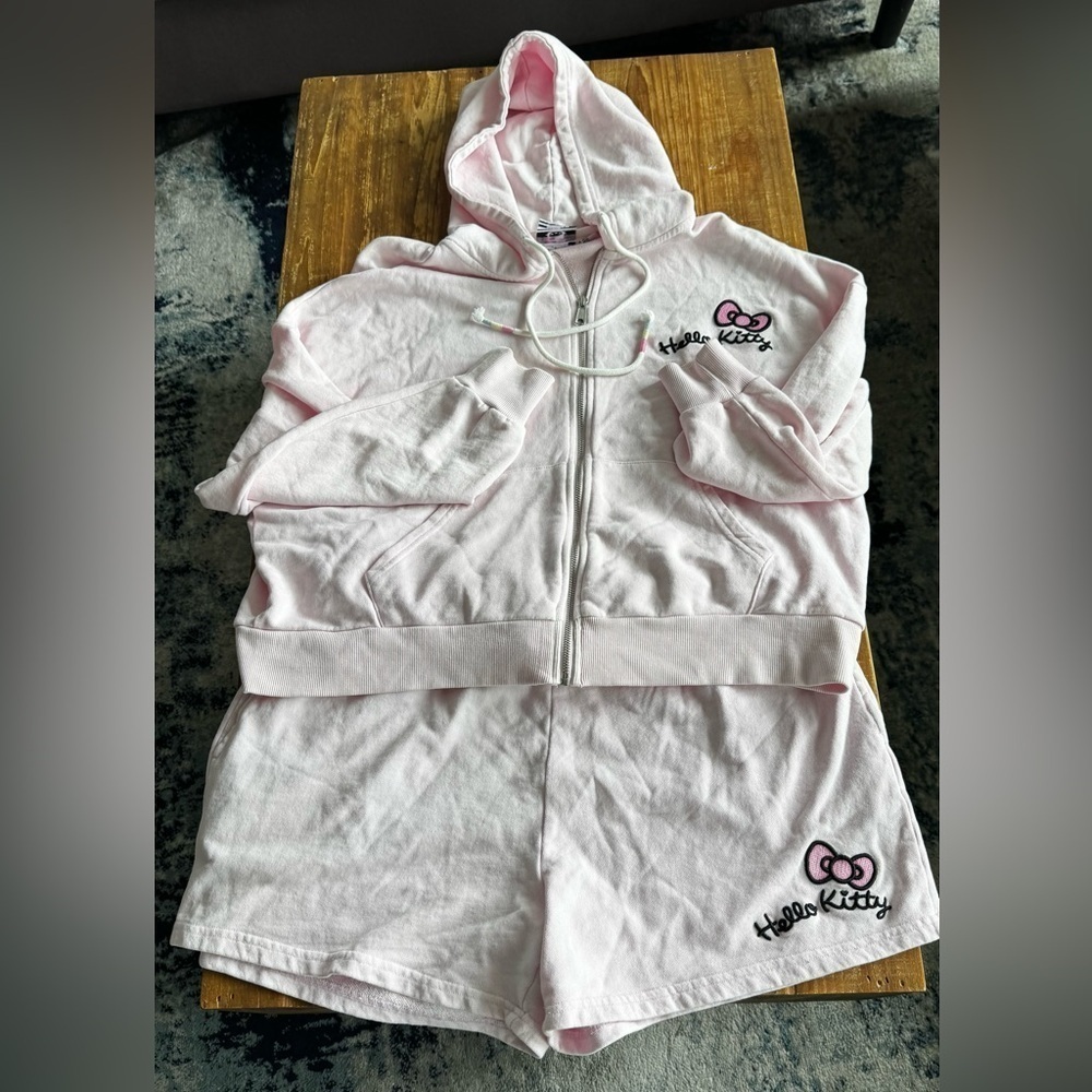 Forever 21 x Hello Kitty Mermaid Hoodie/ shorts set